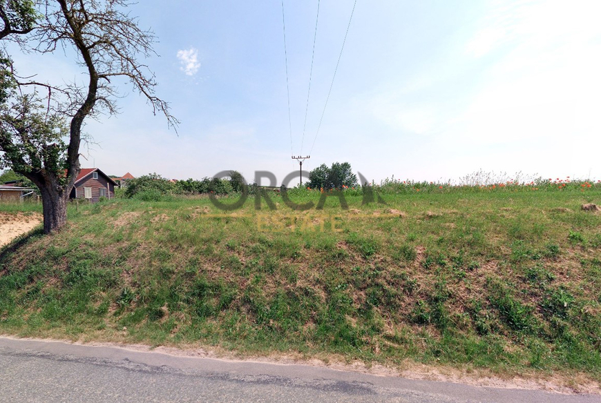 Prodej pozemku v k.ú. Tavíkovice (okres Znojmo) o výměře 1950 m2