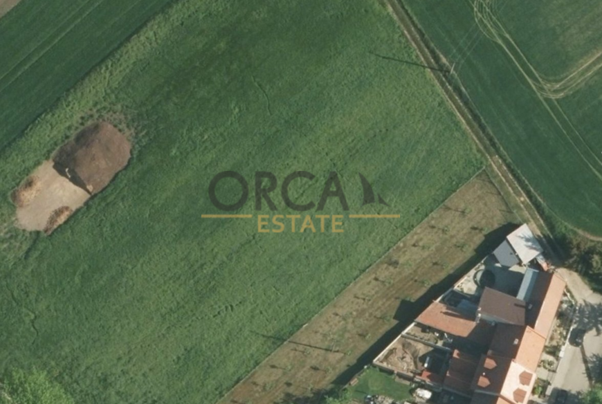 Prodej pozemku v k.ú. Vřesovice u Prostějova o výměře 1660 m2