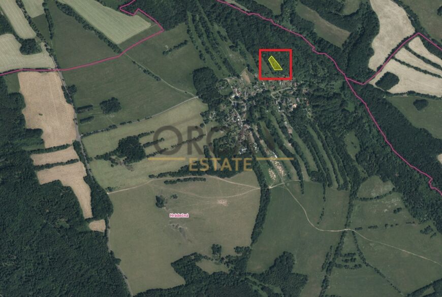 Pozemek v k.ú. Hrádečná 2058 m2
