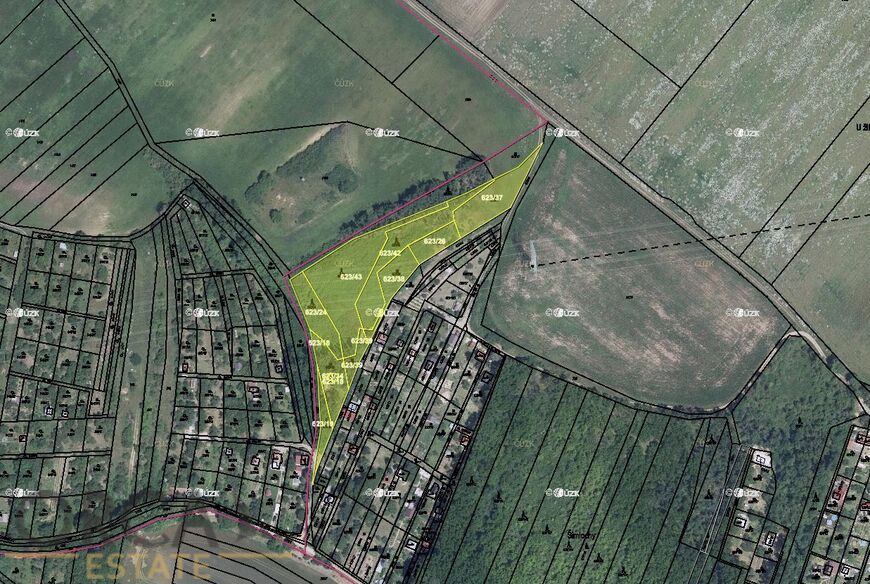 Prodej spoluvlastnického podílu 4526 m2 na pozemcích v k.ú. Vojkovice u Židlochovic