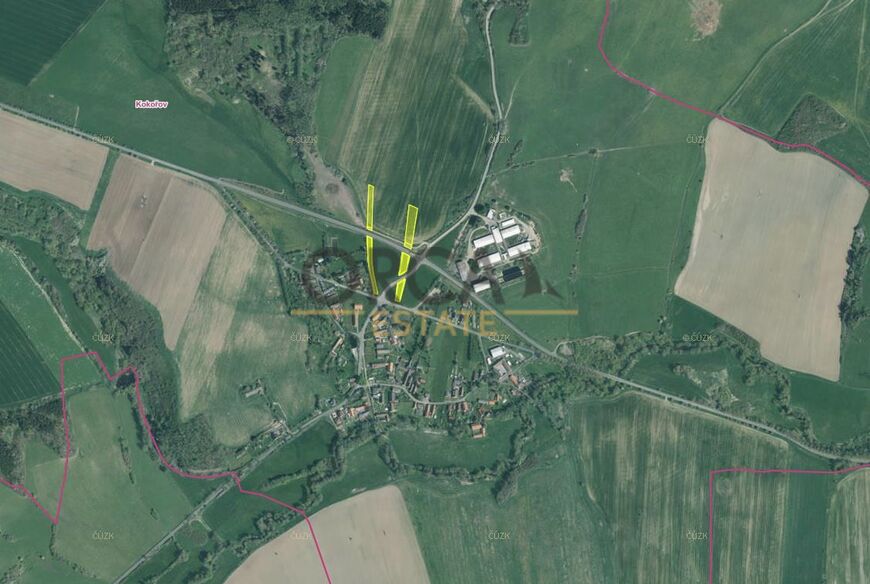 0,14 ha pozemků v k.ú. Kokořov