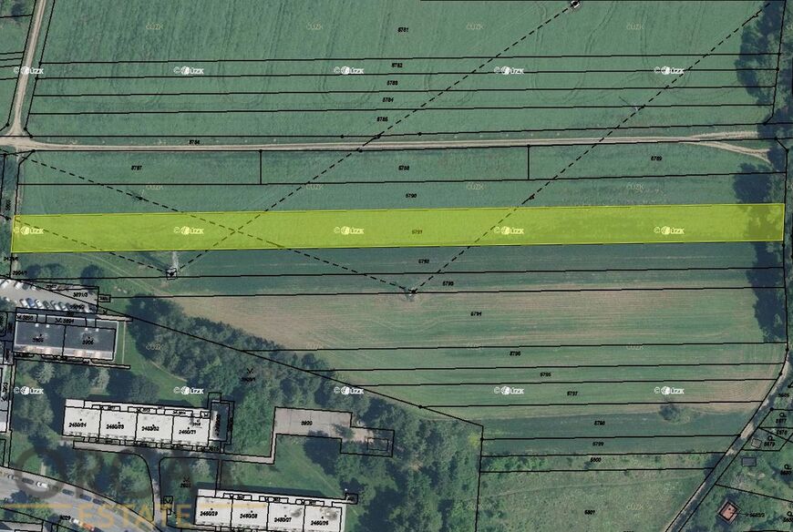 Prodej spoluvlastnického podílu 1123 m2 na pozemku v k.ú. Komín