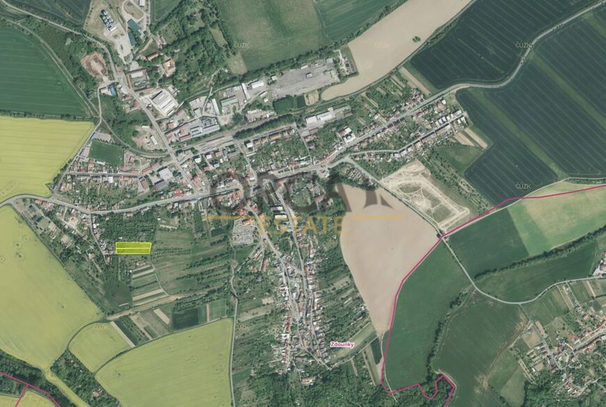 0,4 ha pozemků v k.ú. Zdounky