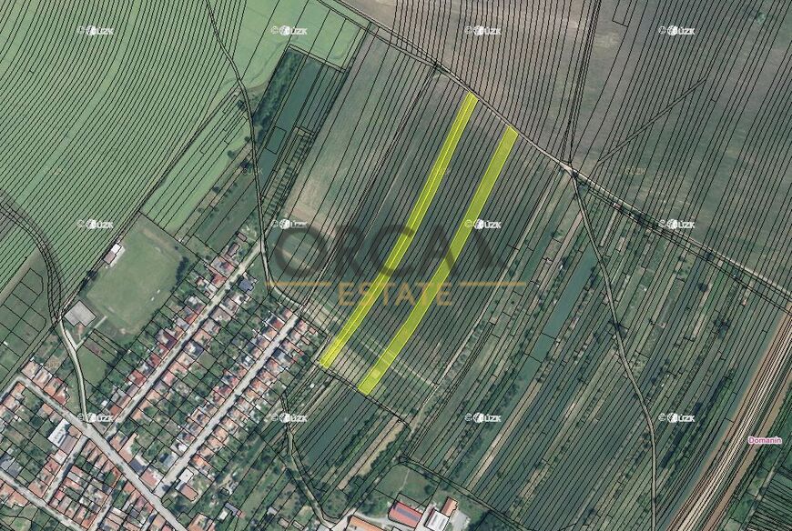 1,2 ha pozemku v k.ú. Domanín