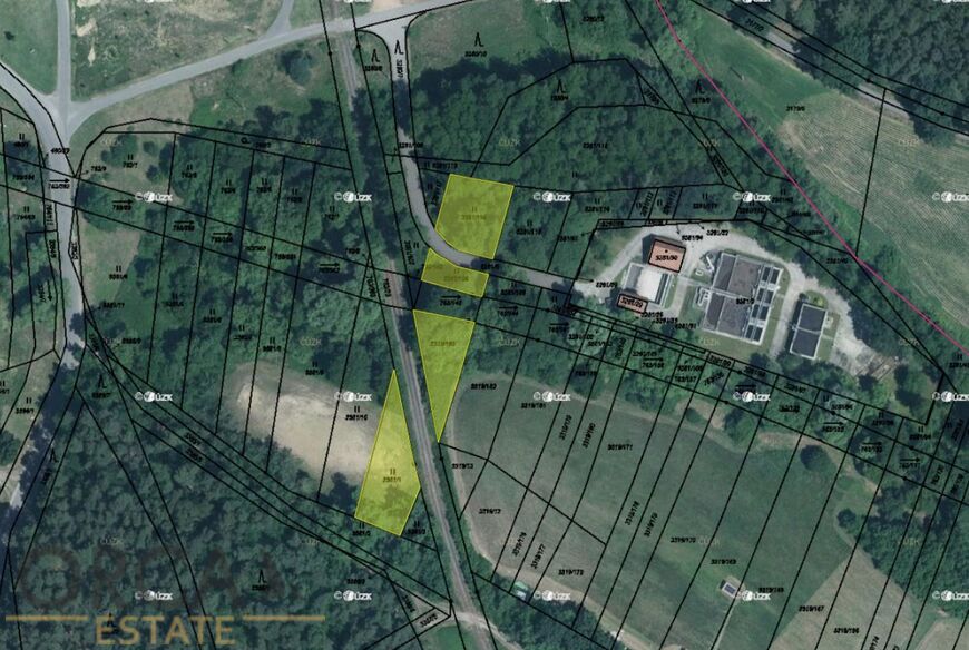 Prodej podílu 800 m2 na pozemcích v k.ú. Ratíškovice