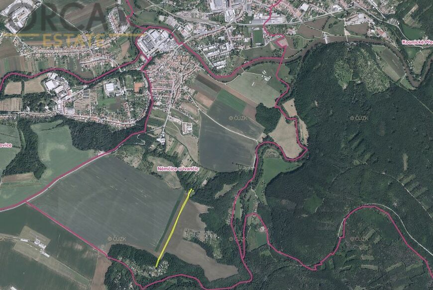 Prodej podílu 1960 m2 na pozemcích v k.ú. Němčice u Ivančic