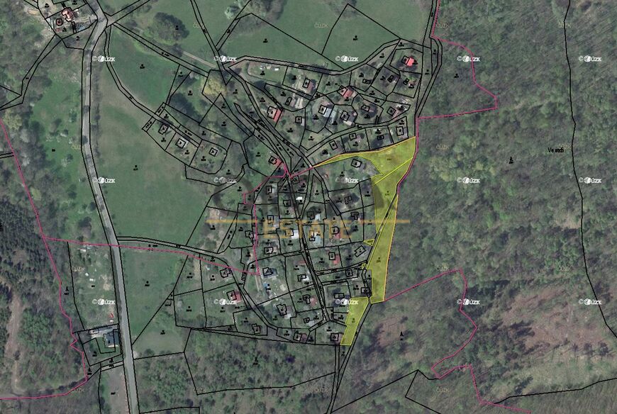 Prodej investičních pozemku 0,5 ha v k.ú. Staré