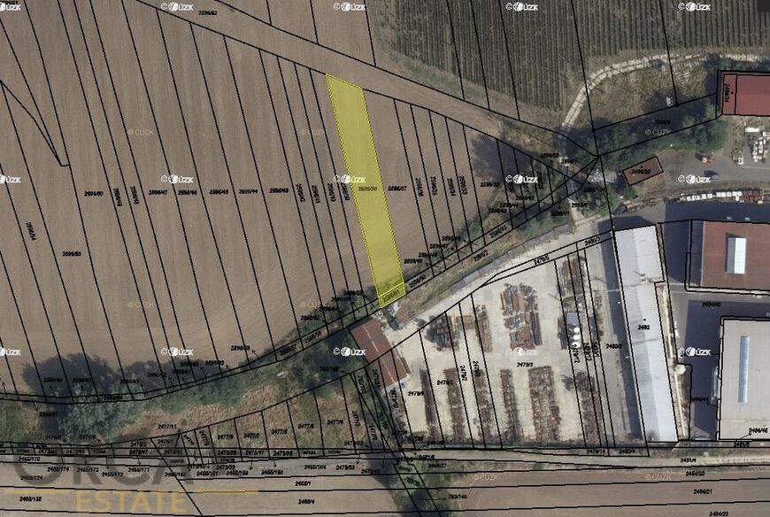Spoluvlastnický podíl 455 m2 v k.ú. Ratíškovice