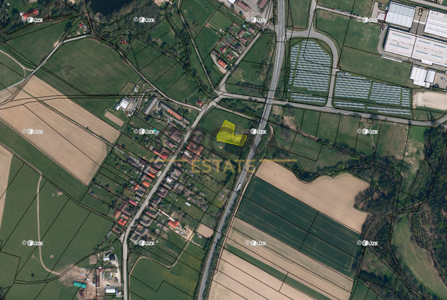 Prodej pozemku v k. ú. Kamenice nad Lipou o výměře 1998 m2