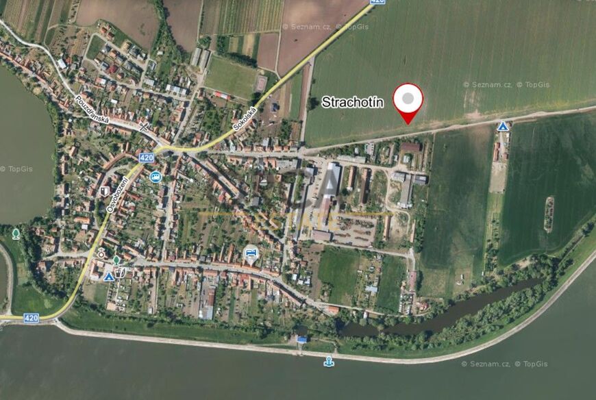 0,2 ha pozemků v k. ú. Strachotín