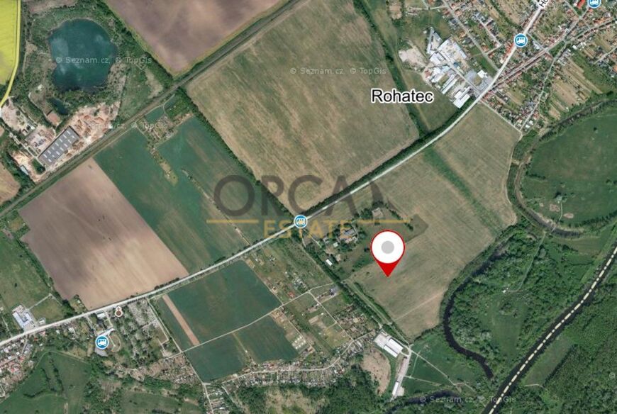 Spoluvlastnický podíl 6/16 na pozemcích v k. ú. Rohatec (okres Hodonín)