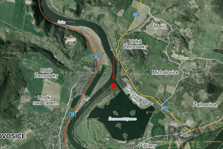 0,7 ha pozemku v k.ú. Píšťany