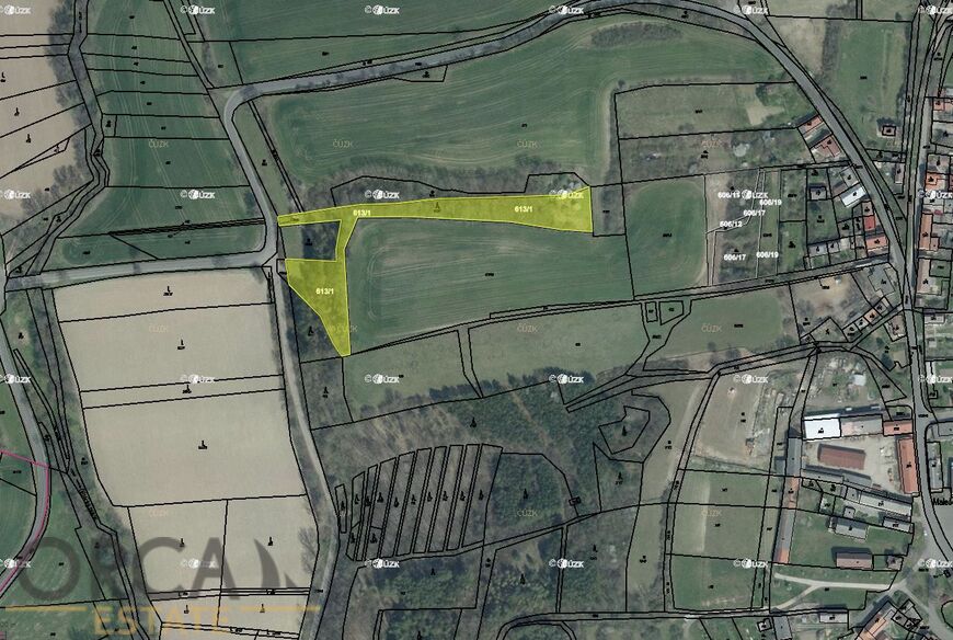 Spoluvlastnický podíl 828 m2 na pozemku v k.ú. Malešov u Hoštky