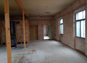 Fotografie nemovitosti - Řadový RD, podlahová plocha 342 m2, k rekonstrukci, pozemek 181 m2