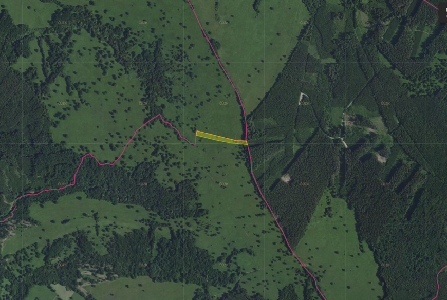 Nová Lhota u Veselí nad Moravou (8 639 m2)
