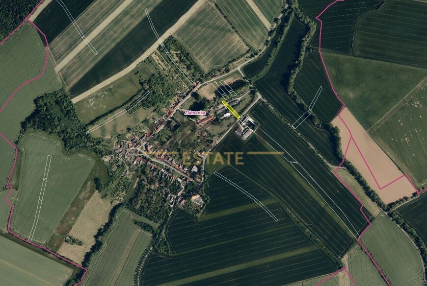 Dva zajímavé pozemky v k.ú. Zlámanka