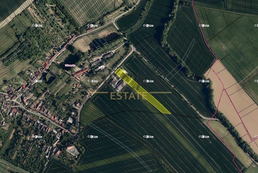 Pět pozemků v k.ú Zlámanka