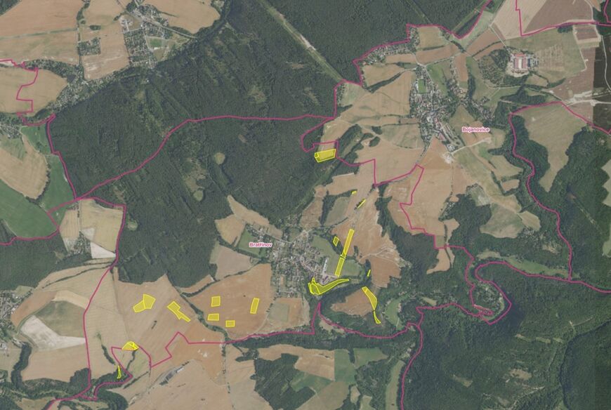 Bratřínov (11 086 m2)