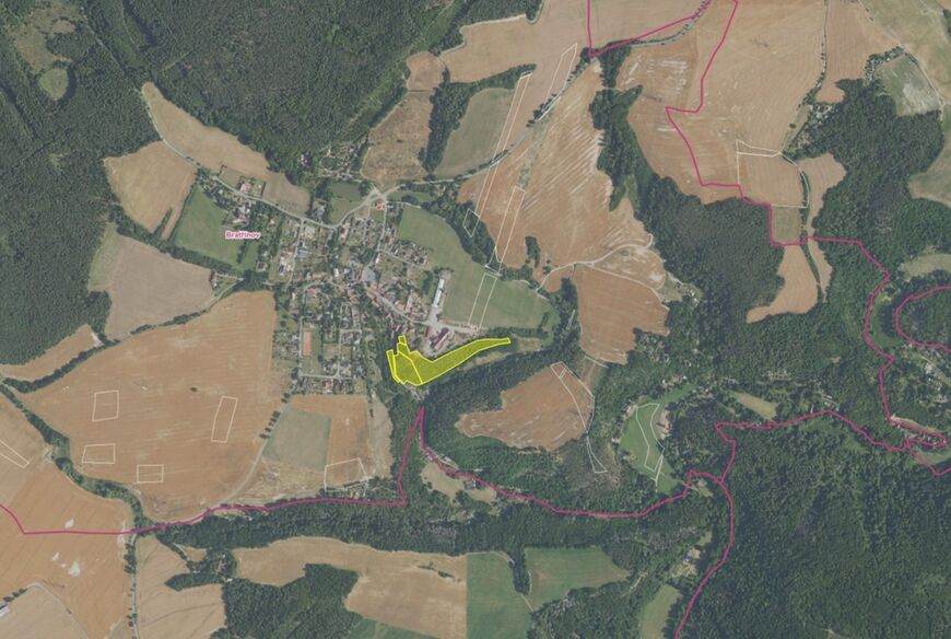 Bratřínov 19 242 m2