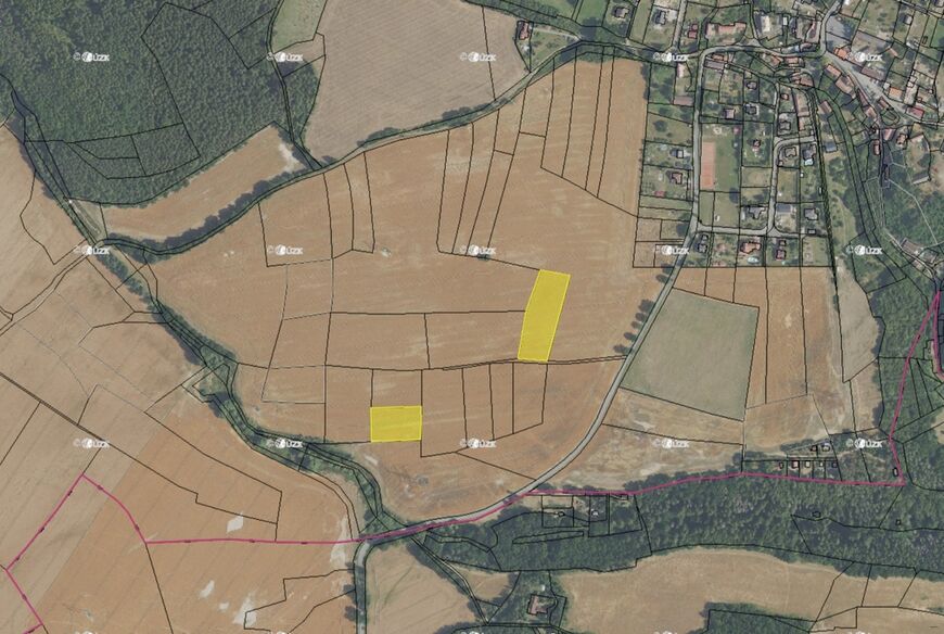 Bratřínov (7 840 m2)