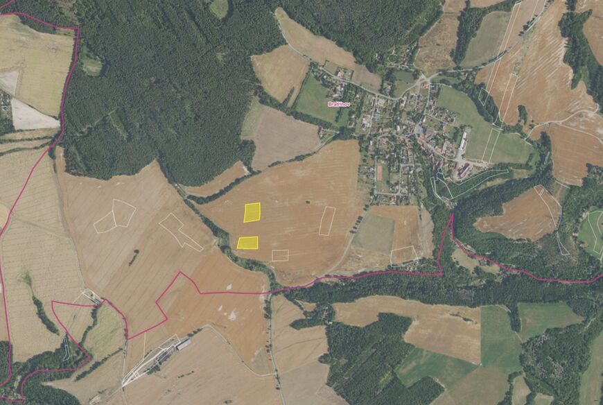 Bratřínov (8 237 m2)