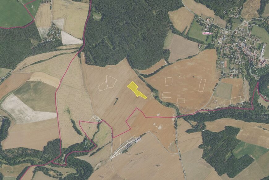 Bratřínov (8 434 m2)