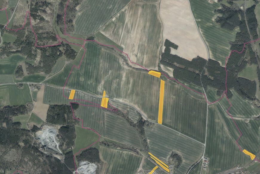 Mladotice (37 649 m2)