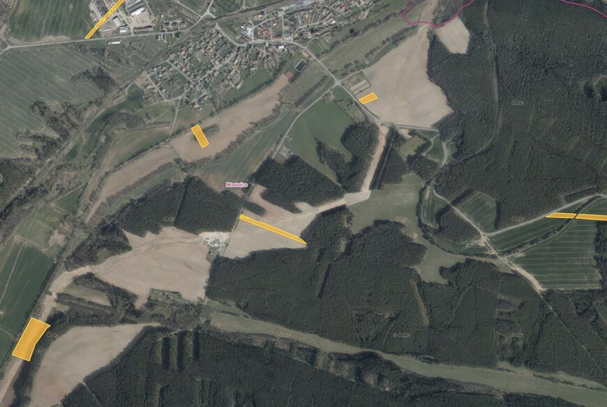 Mladotice (37 649 m2)