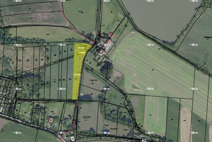 Český Brod (3 740 m2)